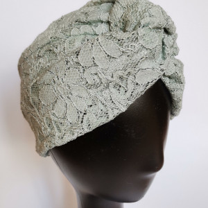 Lace pigeon colour, light blue turban